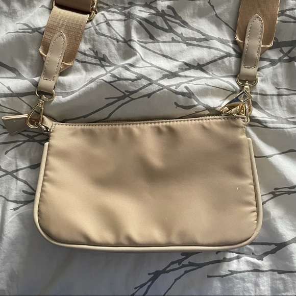 White Fox Purse - Picture 9 of 9